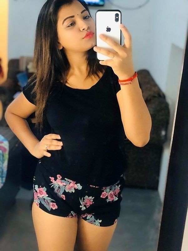 Shreya Khanna